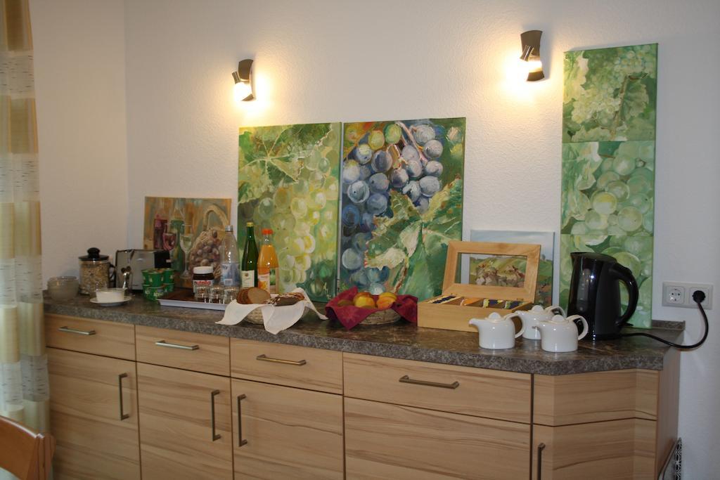 Weingut Goeres Hotel Briedel Ngoại thất bức ảnh