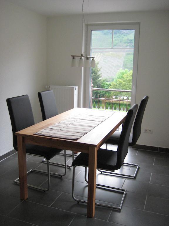 Weingut Goeres Hotel Briedel Ngoại thất bức ảnh