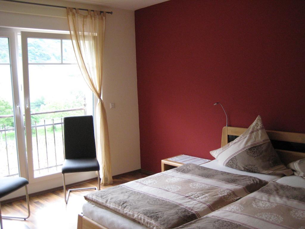 Weingut Goeres Hotel Briedel Phòng bức ảnh